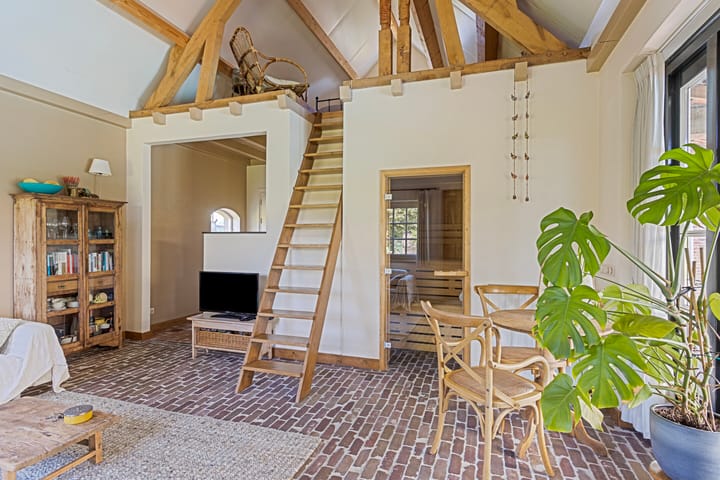 Photo 54 of Hoogveldsestraat 15