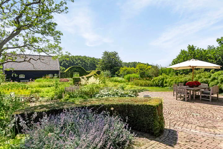 Photo 65 of Hoogveldsestraat 15