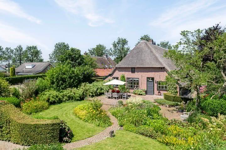 Photo 92 of Hoogveldsestraat 15