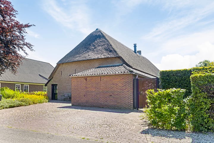 Photo 102 of Hoogveldsestraat 15