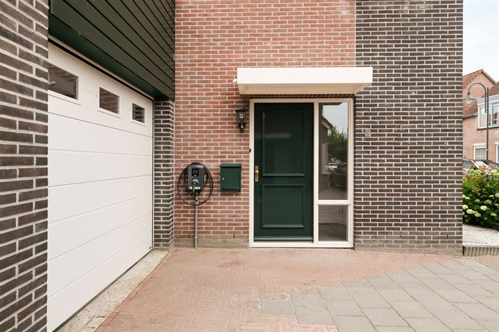 Bekijk foto 6 van Molenstraat 8