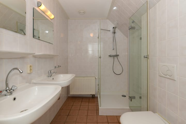 Foto 32 van Midden Peelweg 5-096