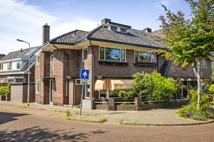 Bekijk foto 1 van Burg. IJssel de Schepperstraat 29