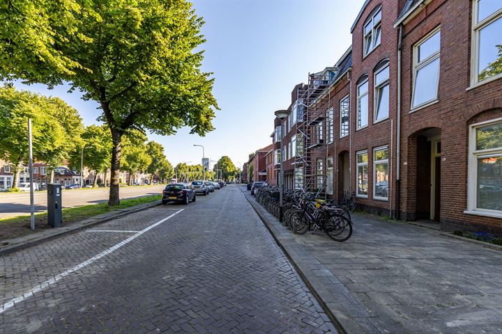 View photo 5 of Bankastraat 36