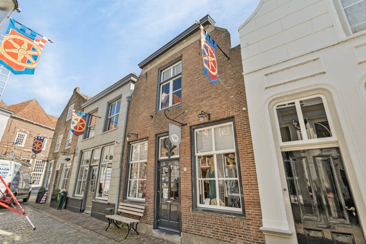 Photo 26 of Engstraat 7