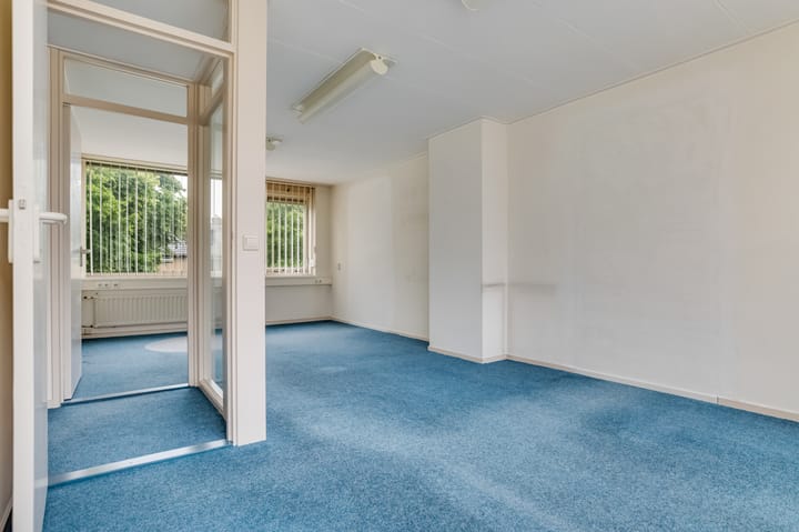 Foto 15 van Burgemeester W Martenslaan 18