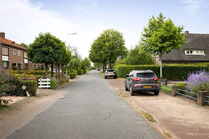 Bekijk foto 31 van Zutphenseweg 126