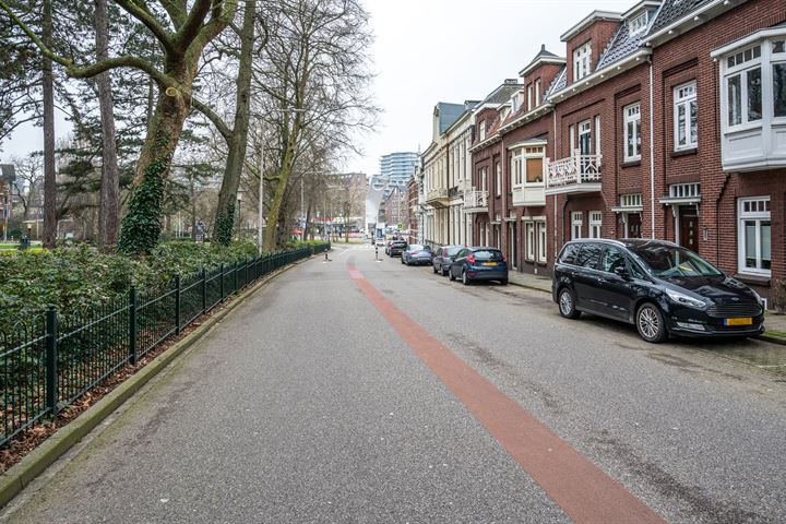 Bekijk foto 46 van Parkweg 104