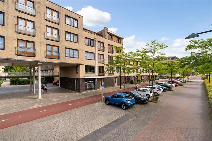 Bekijk foto 1 van Avenue Carré 186