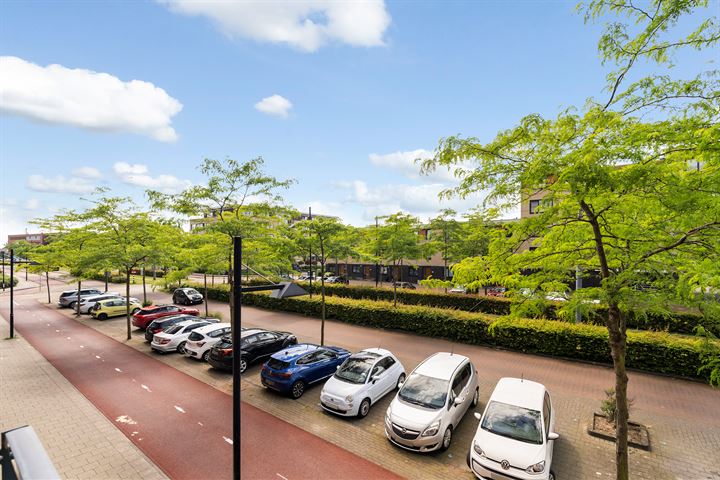 Bekijk foto 12 van Avenue Carré 186