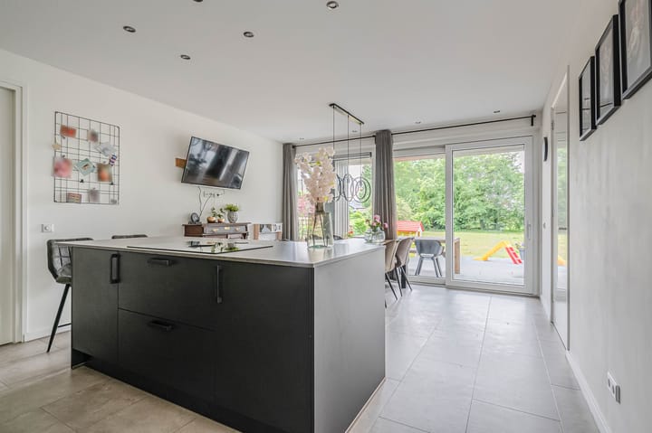 Foto 9 van Graauwedijk 51