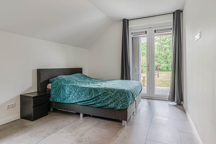 Foto 22 van Graauwedijk 51