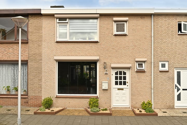 Foto 2 van Goudenregenstraat 4