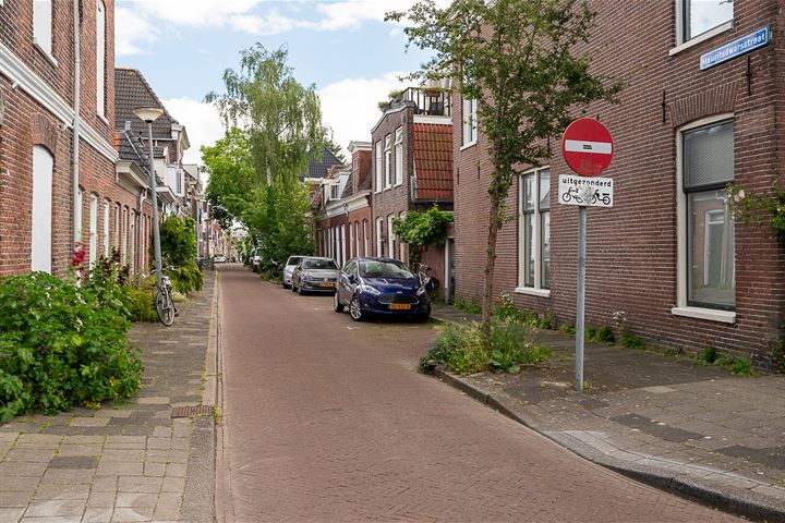 View photo 9 of Mauritsdwarsstraat 15