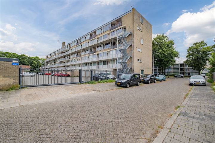 View photo 28 of Postelse Hoeflaan 34-B