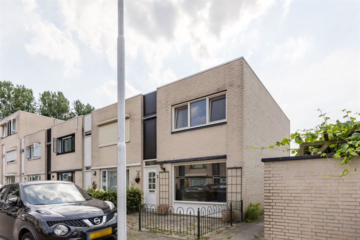 Bekijk foto 1 van Rhoonstraat 3