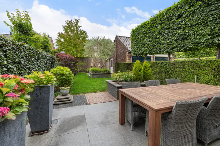 Foto 12 van Albrandswaardseweg 54