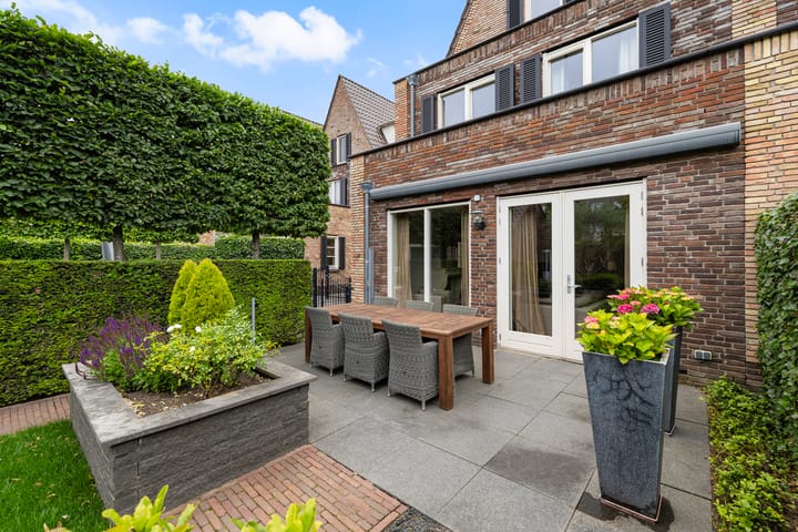 Foto 17 van Albrandswaardseweg 54