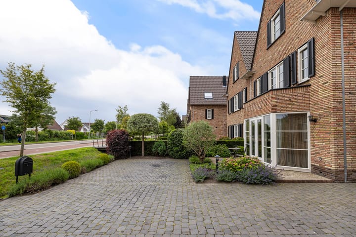 Foto 45 van Albrandswaardseweg 54