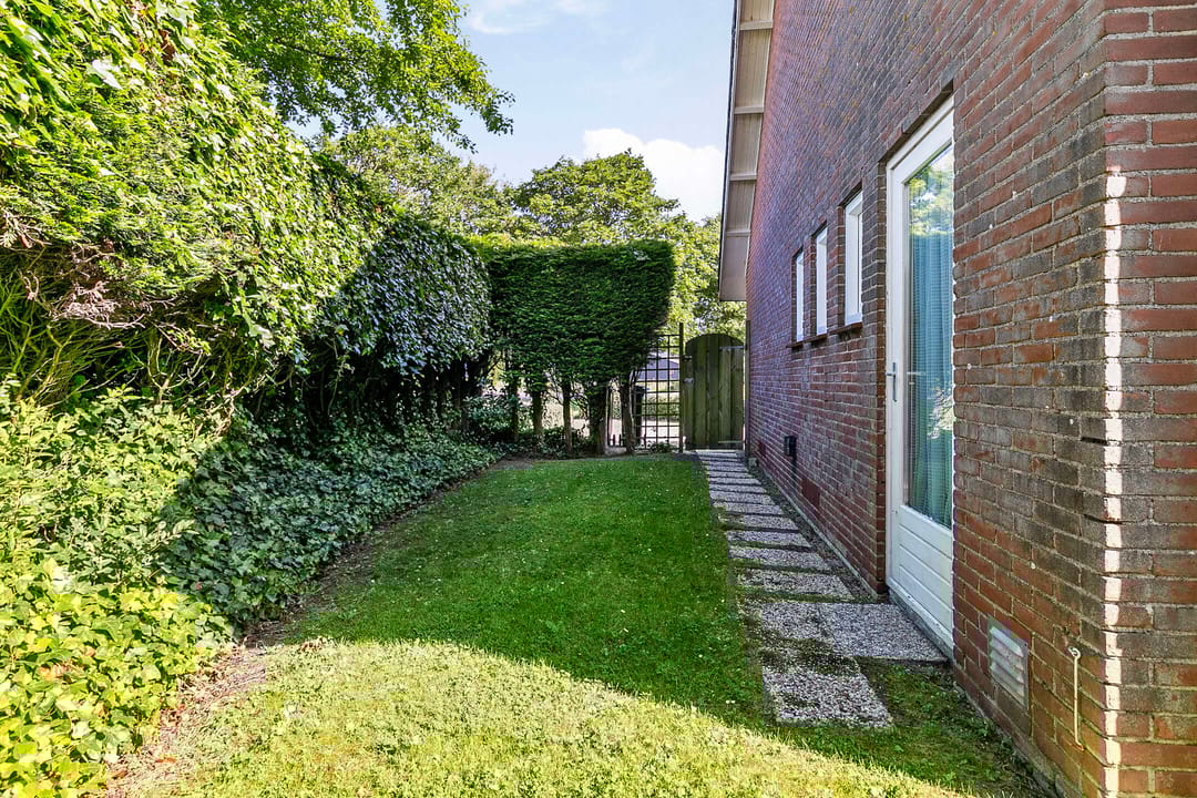 Photo 32 of Parkweg 1