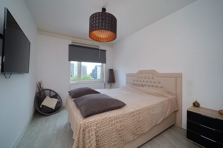 Foto 11 van Waldorpstraat 480