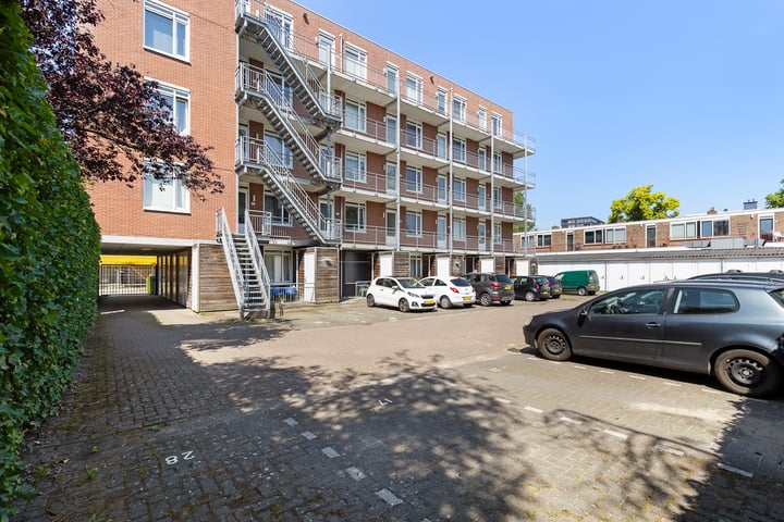 View photo 34 of Spieghelstraat 14-24