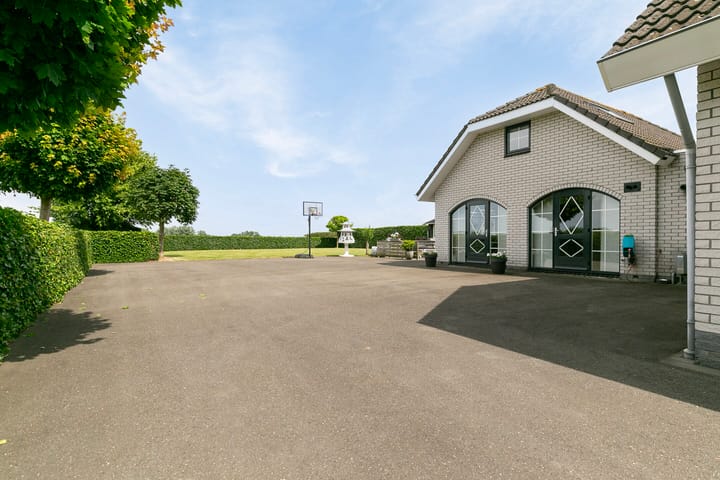 Foto 66 van Ravenseweg 11