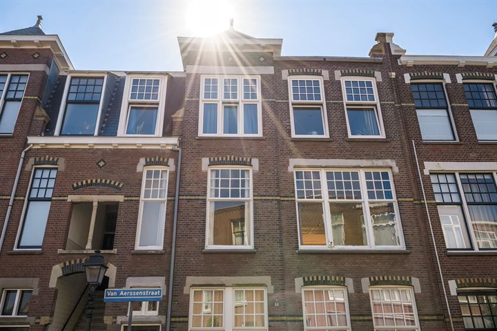 Bekijk foto 1 van Van Aerssenstraat 224