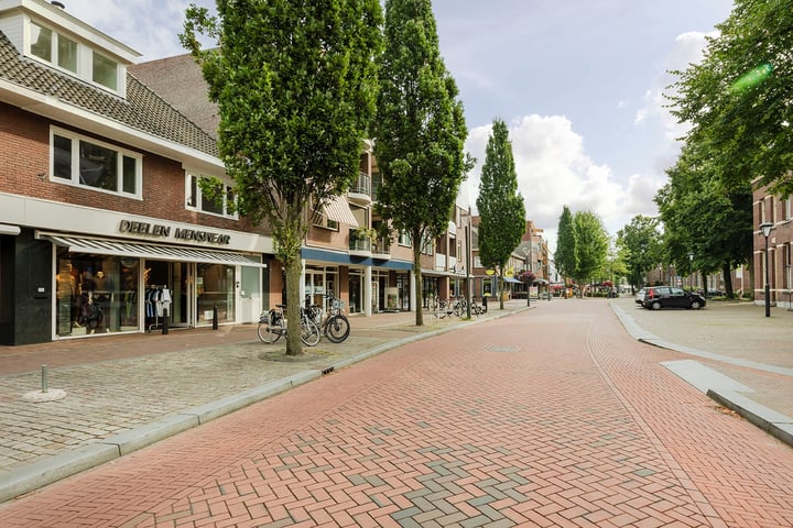 View photo 32 of Hoofdstraat 42