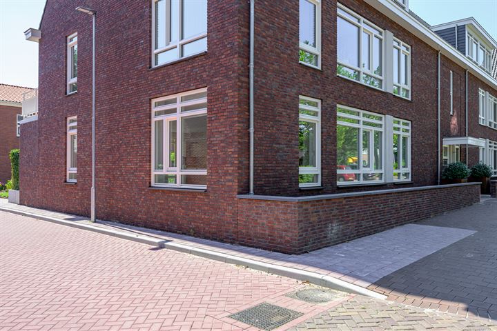 Bekijk foto 5 van Brugstraat 3