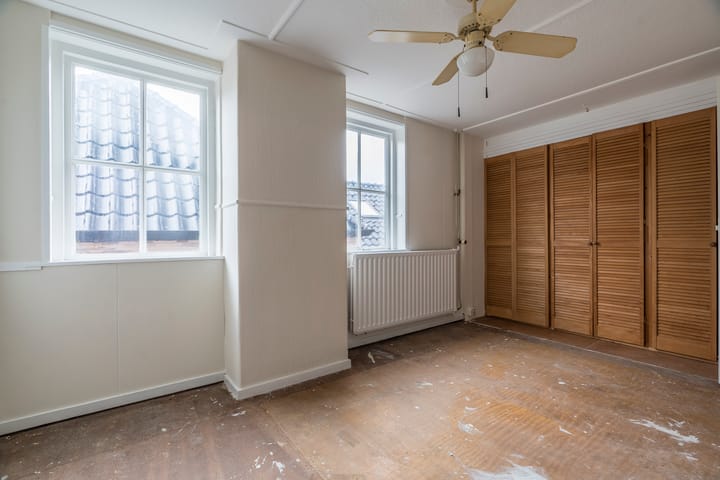 Photo 23 of Hoofdstraat 31