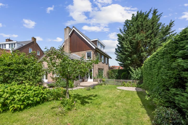 Foto 2 van P.C. Hooftkade 1