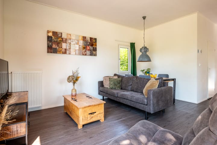 Photo 4 of Zuiderweg 2-147