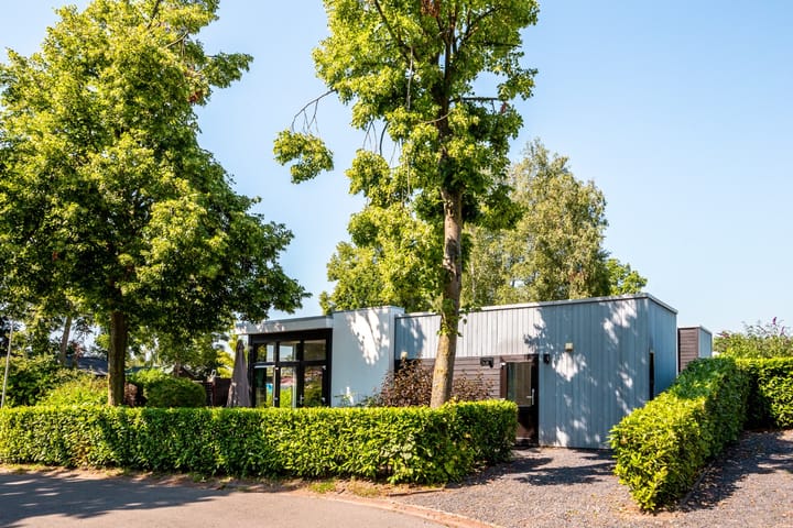 Photo 22 of Zuiderweg 2-147