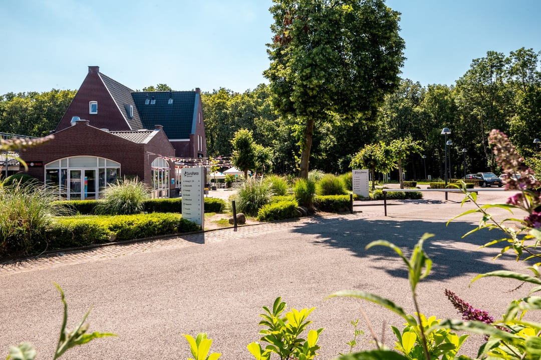 Photo 26 of Zuiderweg 2-147