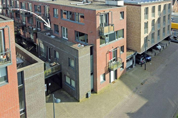 Bekijk foto 5 van Donkvaart 9-C8