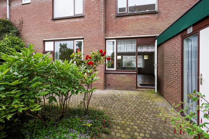 Bekijk foto 23 van Salvador Allendestraat 57