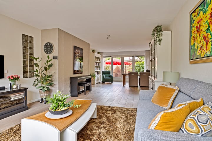 Foto 17 van Belle van Zuylenstraat 1