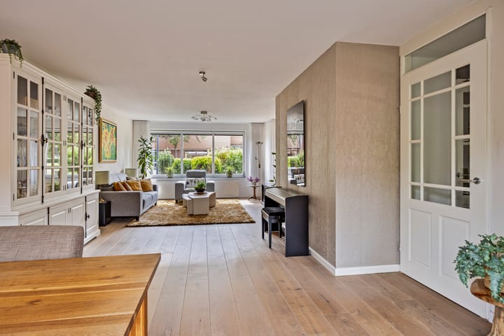 Foto 13 van Belle van Zuylenstraat 1