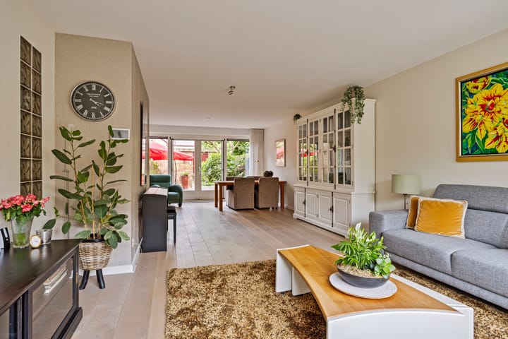 Foto 16 van Belle van Zuylenstraat 1