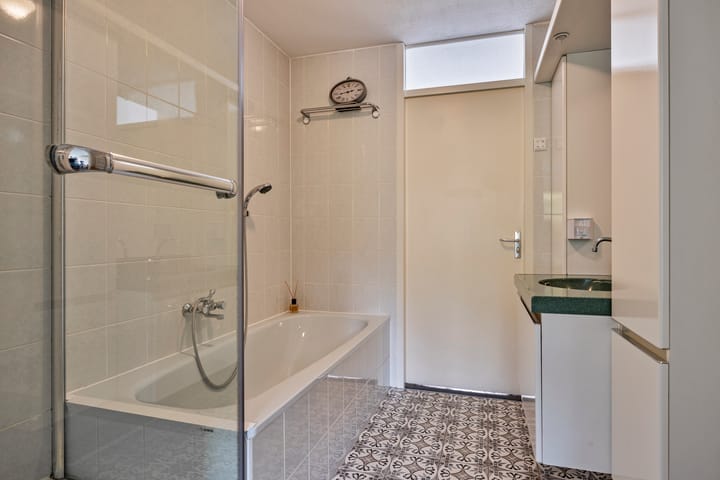 Foto 34 van Belle van Zuylenstraat 1