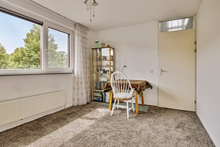 Foto 36 van Belle van Zuylenstraat 1