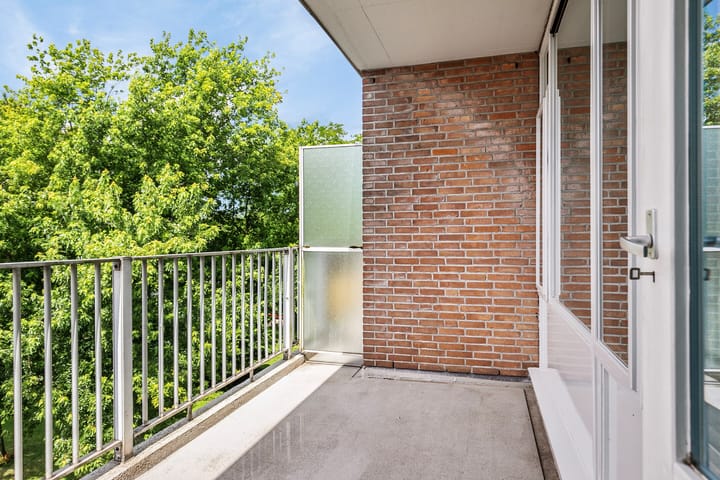 Photo 12 of Witte de Withstraat 69