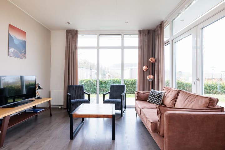 Photo 7 of Valkenburgerweg 128-220