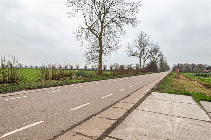 Bekijk foto 7 van Vliegtuigweg 15-A