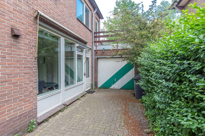 Bekijk foto 35 van Schoudermantel 57-A