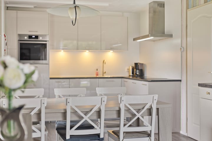 Photo 10 of Muidenweg 37