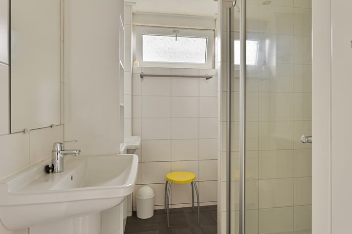 Photo 16 of Muidenweg 37