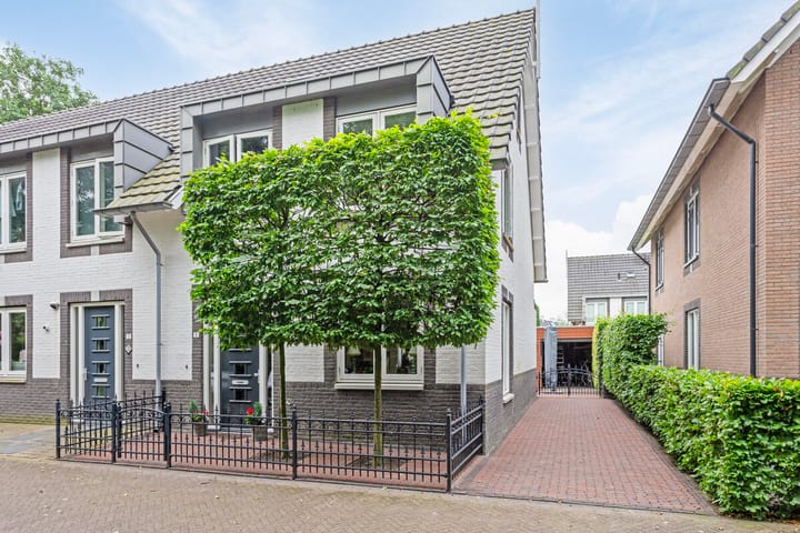 Bekijk foto van Kozakkenbergerhout 5