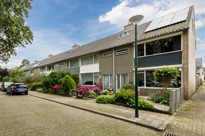 Bekijk foto 33 van Estersveldlaan 43